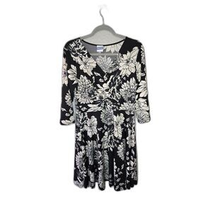 Meri Skye Women's Black and White Floral Faux Wrap Midi Dress Size 0X